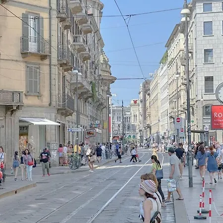 Luxury 2 Mins From Duomo شقة *