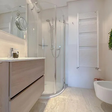 Luxury 2 Mins From Duomo ميلان